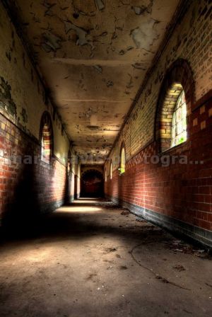 com corridor sm.jpg